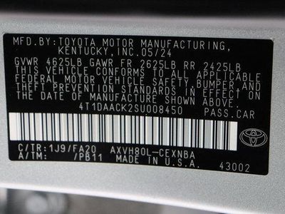 2025 Toyota Camry FWD - Photo 39