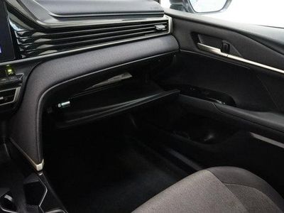 2025 Toyota Camry FWD - Photo 22