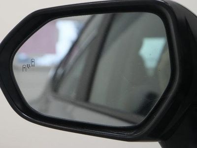 2025 Toyota Camry FWD - Photo 21