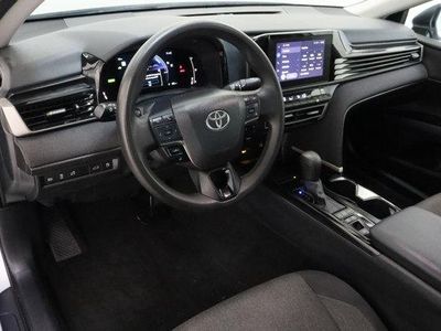 2025 Toyota Camry FWD - Photo 13