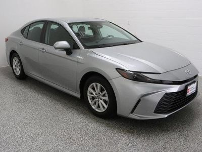 2025 Toyota Camry FWD - Photo 4