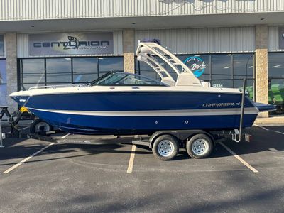 2024 Chaparral 247 SSX - Photo 3