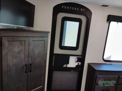 2025 Venture RV Stratus - Photo 24