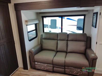 2025 Venture RV Stratus - Photo 16