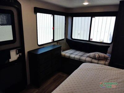 2025 Venture RV Stratus - Photo 23