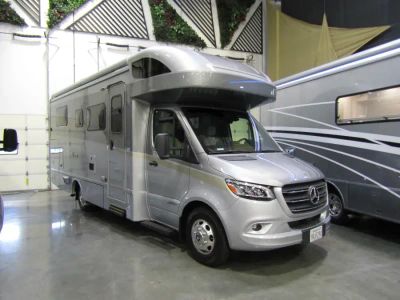2025 Winnebago VIEW - Photo 1