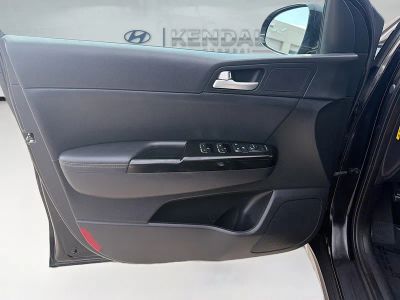 2020 Kia Sportage — photo 18 view