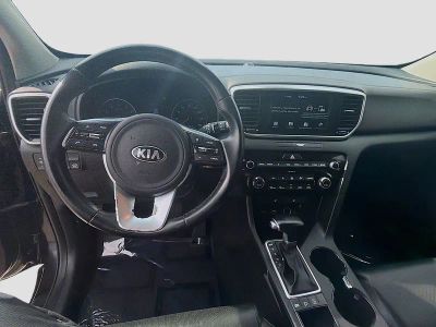 2020 Kia Sportage — photo 8 view