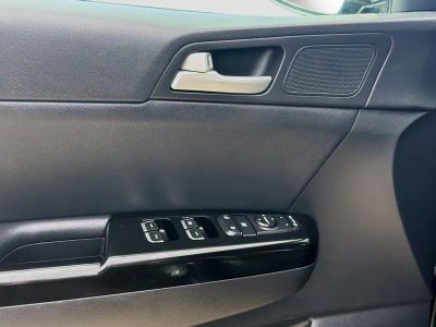 2020 Kia Sportage — photo 15 view
