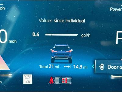 2026 BMW X1 — photo 9 view