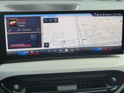 2026 BMW 4 Series — photo 25 view