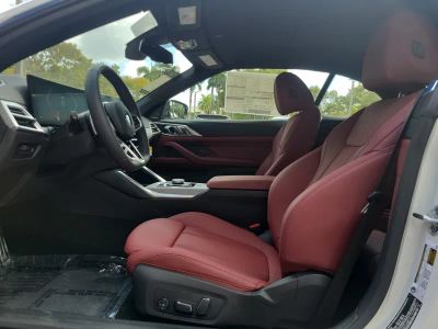 2026 BMW 4 Series — photo 17 view