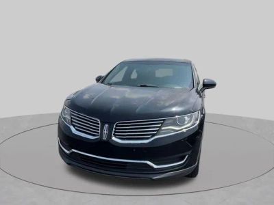 2018 Lincoln MKX — rear three-quarter view