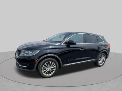 2018 Lincoln MKX — interior view