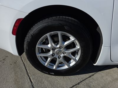 2024 Chrysler Pacifica - Photo 16