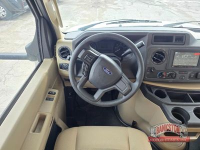 2026 Chateau 28G - Photo 12