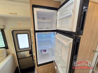 2026 Chateau 28G - Photo 24