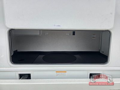 2026 Chateau 28G - Photo 6