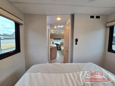 2026 Chateau 28G - Photo 32
