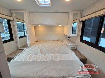 2026 Chateau 28G - Photo 31