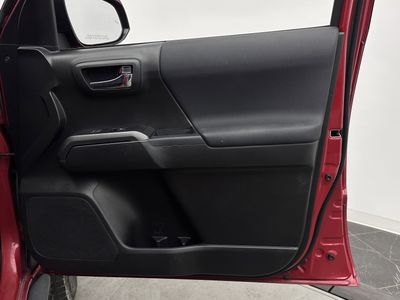 2023 Toyota Tacoma 4WD - Photo 31