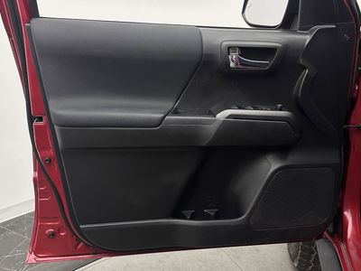 2023 Toyota Tacoma 4WD - Photo 10