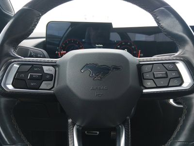 2024 Ford Mustang - Photo 12