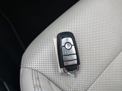 2024 Ford Mustang - Photo 15
