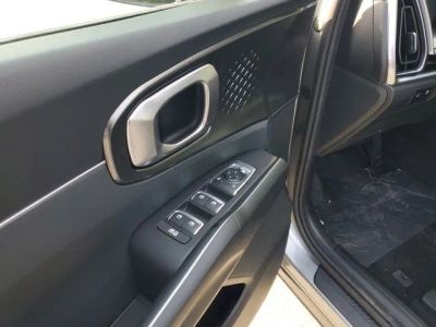 2026 Kia Sorento Hybrid — engine compartment view