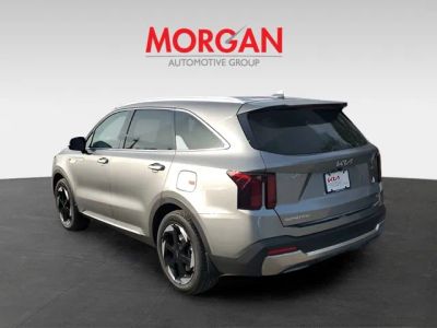 2026 Kia Sorento Hybrid — rear three-quarter view