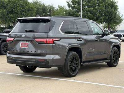 2023 Toyota Sequoia - Photo 4