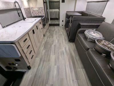 2024 Forest River Sunseeker - Photo 9