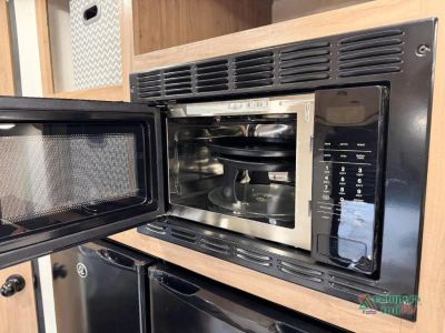 2025 Forest River RV Cherokee Grey Wolf - Photo 23