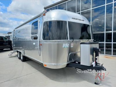 2025 Airstream Flying Cloud - Photo 1