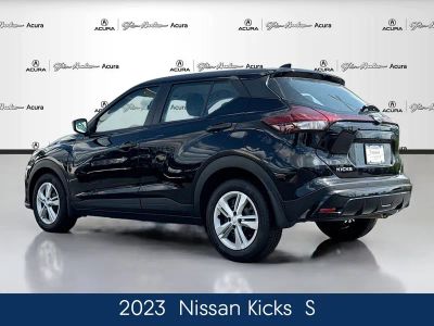 2023 Nissan Kicks — detail view