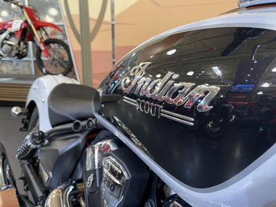 2025 Indian Motorcycle Scout Classic Limited +Tech Ghost White Metallic - Photo 14