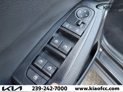 2024 Kia Seltos — photo 21 view