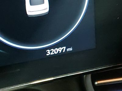 2025 Hyundai Elantra — photo 14 view