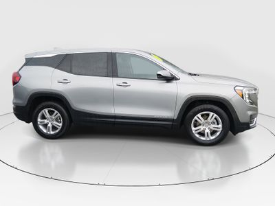 2024 GMC Terrain — photo 8 view