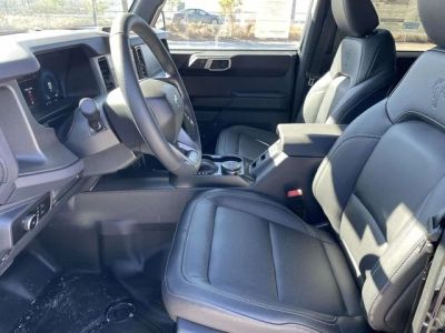 2025 Ford Bronco - Photo 16