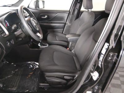 2023 Jeep Renegade - Photo 19