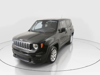 2023 Jeep Renegade - Photo 3
