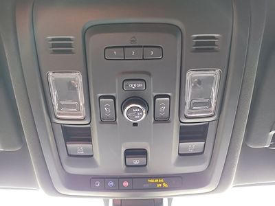 2021 Chevrolet Tahoe - Photo 42