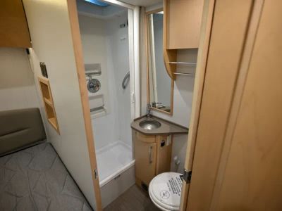2020 Leisure Travel Vans UNITIY — photo 26 view
