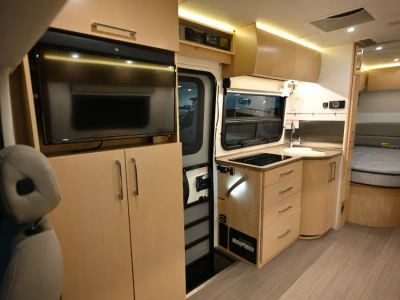 2020 Leisure Travel Vans UNITIY — engine compartment view