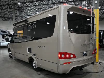 2020 Leisure Travel Vans UNITIY — photo 38 view