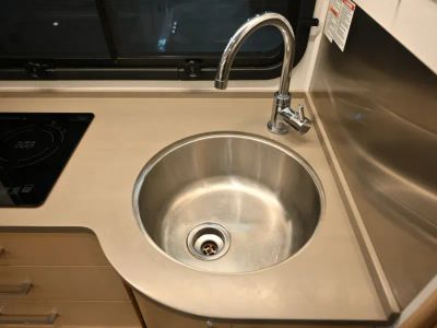 2020 Leisure Travel Vans UNITIY — photo 11 view