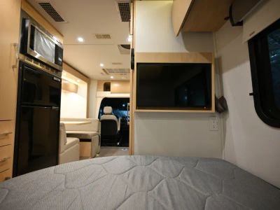 2020 Leisure Travel Vans UNITIY — photo 24 view