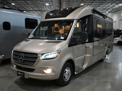 2020 Leisure Travel Vans UNITIY — photo 36 view
