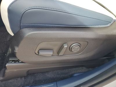 2026 Kia Carnival Hybrid - Photo 9